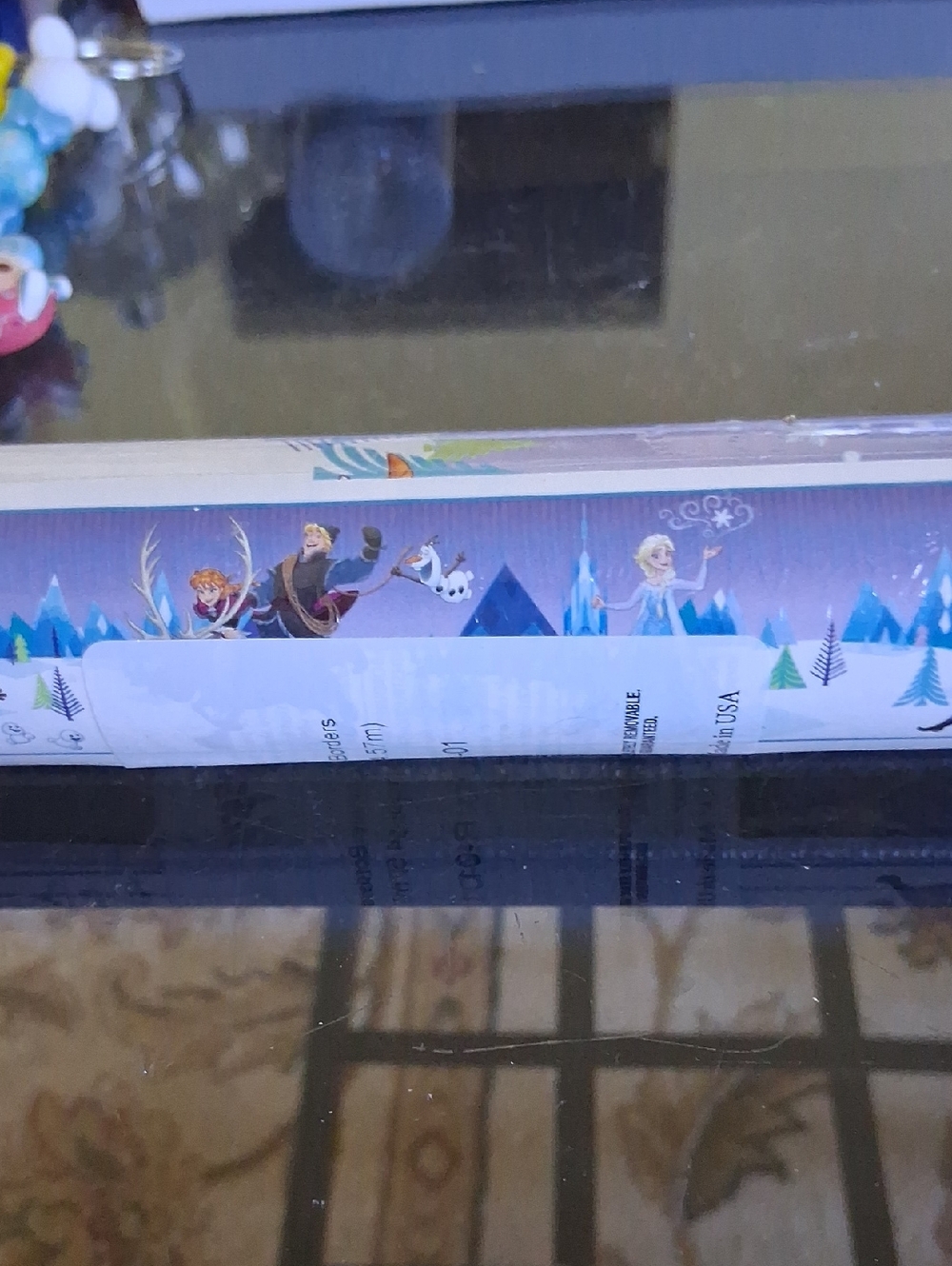 DISNEY FROZEN WALL BORDER
